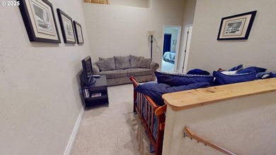 Prime Oceanfront Vacation Rental - Fully Furnished & Turnkey! - photo 22