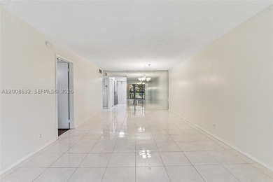 Welcome to this well-maintained condo located at 5900 NW 44th St - photo 7