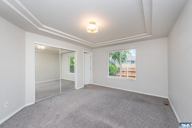 Beautiful one owner home in Sun Meadows located just east of - photo 27