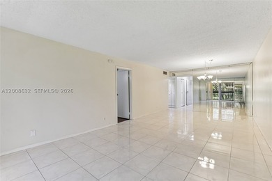 Welcome to this well-maintained condo located at 5900 NW 44th St - photo 8