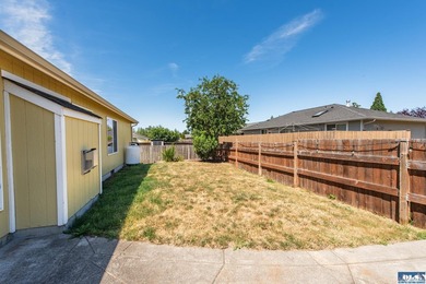 Beautiful one owner home in Sun Meadows located just east of - photo 36