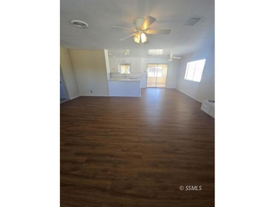 Welcome to this spacious 3-bd, 2-ba property offering comfort - photo 4