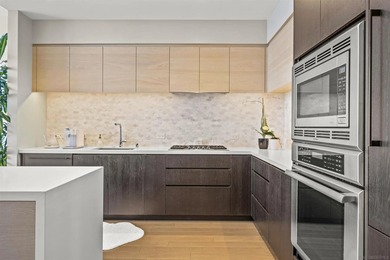 Welcome to Savina #2706, where modern luxury meets coastal urban - photo 4