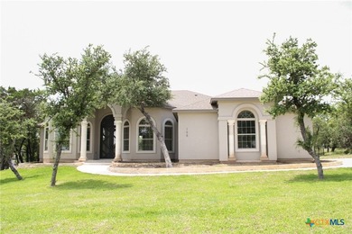 New stunning residence available. Enjoy the luxury of this - photo 1