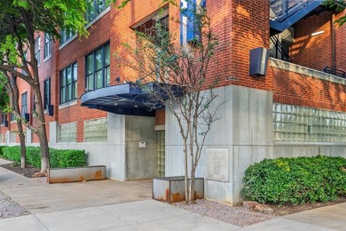 Welcome to The Live Oak Lofts, a beautifully updated urban