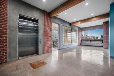 Welcome to The Live Oak Lofts, a beautifully updated urban