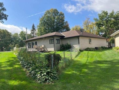 Cedar Lake Home For Sale in Nashua Iowa