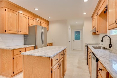 Beautiful Remodeled Home in Highly sought after TARA Subdivision - photo 12