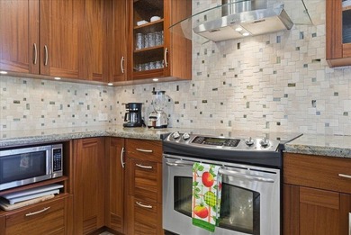 Wailea Palms 3507 is an exquisitely remodeled 2-bedroom - photo 7