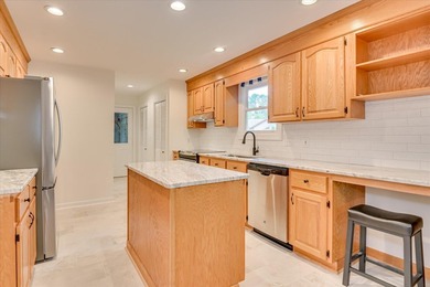 Beautiful Remodeled Home in Highly sought after TARA Subdivision - photo 19
