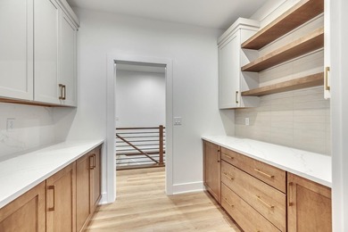 There are lake homes...and then there are legacy properties - photo 31