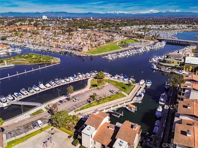 Experience spectacular Marina and Marine Stadium views from this - photo 35