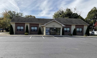 Excellent opportunity to relocate your business while generating - photo 1