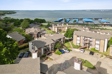 Lake Condo Sale Pending in Rockwall, Texas
