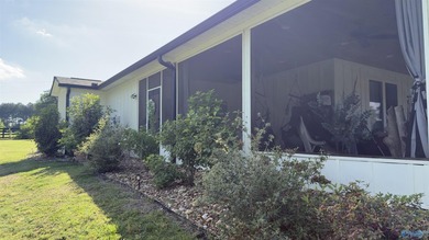 Contemporary lakefront stunner offers the space you've been - photo 7