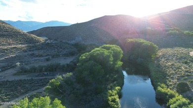 A rare riverfront retreat, tucked away and truly private. Set on - photo 7