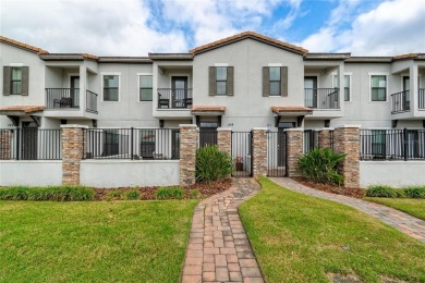 Lake Townhome/Townhouse For Sale in Haines City, Florida