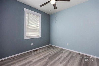 Welcome to 919 Victory Drive in the desirable Clover Creek - photo 23