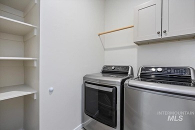 Welcome to 919 Victory Drive in the desirable Clover Creek - photo 24