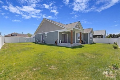 Welcome to 919 Victory Drive in the desirable Clover Creek - photo 25