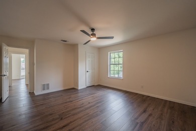 Discover this stunning, one-of-a-kind 4 bedroom & 1 office home - photo 33