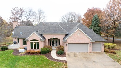 (private lake, pond, creek) Home For Sale in Sterling Illinois