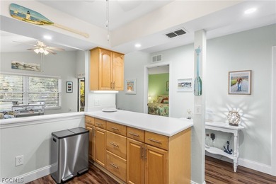 Welcome to this beautifully updated 3-bedroom, 2-bath end-unit - photo 8