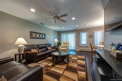 Bring your key & move right into this 3-bedroom, 2.5 bath - photo 8