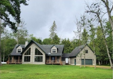 Circle Lily Lake Home For Sale in Manitowish Waters Wisconsin