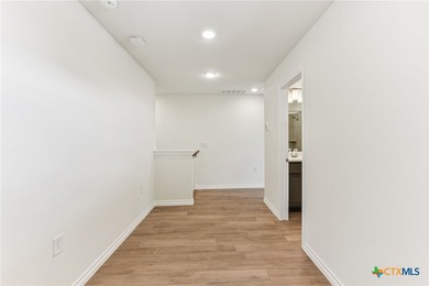 Evia plan with upgraded SHORE flooring package, quartz - photo 21