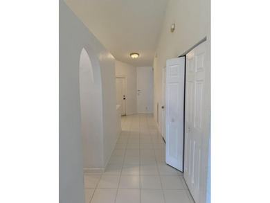Rare Waterfront 2/2/1 villa in ultra convenient Andros Isle. New - photo 4