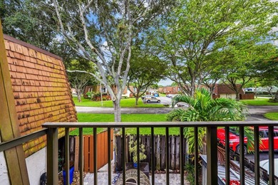 Enjoy the best of Davie living in this beautiful two-story - photo 32