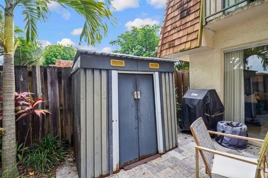 Enjoy the best of Davie living in this beautiful two-story - photo 34