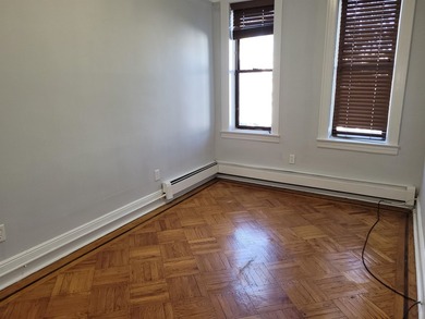 Well maintained and spacious one bedroom condo located on the - photo 8
