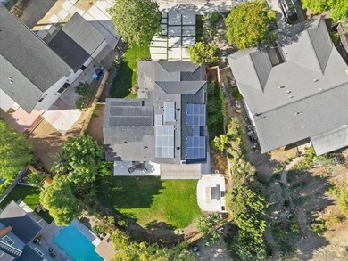 Fully renovated showpiece tucked away on a quiet cul-de-sac in - photo 2