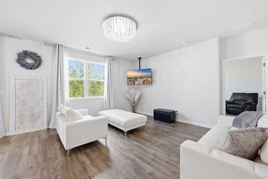 Welcome to 512 Latigo Way, a spacious 5-bedroom, 3.5-bath home - photo 10