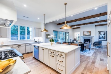 Bachman Lake Home For Sale in Dallas Texas