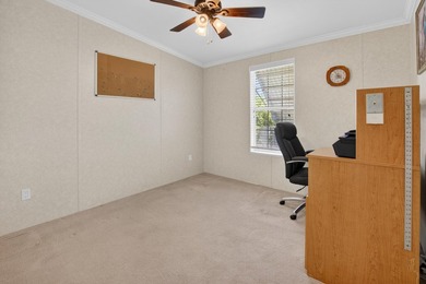 Beautifully maintained 2012 manufactured home offering over 1 - photo 14