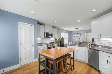 Welcome to 88 Bushwood Rd - a beautifully upgraded, tech-forward - photo 15