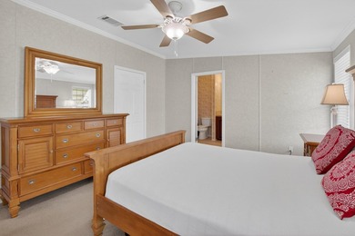 Beautifully maintained 2012 manufactured home offering over 1 - photo 19