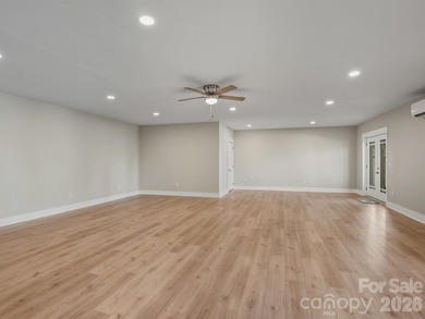 WOW-Lake Norman water views from this fabulous ranch home with a - photo 22