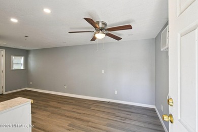 Charming income-producing property in an established Northside - photo 22