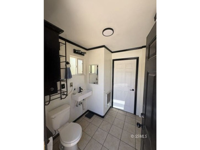 Fresh updates, flexible space, and mountain charm awaits! This - photo 3