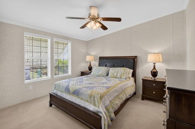 Beautifully maintained 2012 manufactured home offering over 1 - photo 23