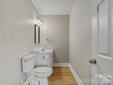 WOW-Lake Norman water views from this fabulous ranch home with a - photo 26