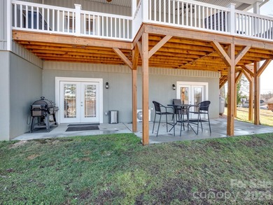 WOW-Lake Norman water views from this fabulous ranch home with a - photo 27