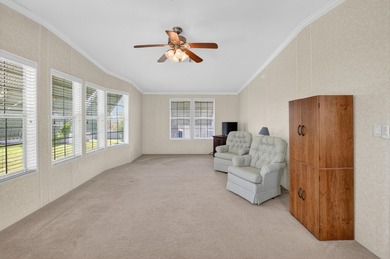 Beautifully maintained 2012 manufactured home offering over 1 - photo 28