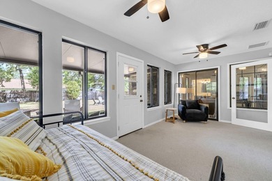 Welcome to highly sought-after Bluewater Bay, where charm - photo 31