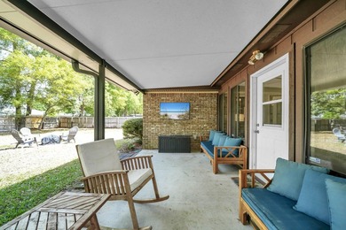 Welcome to highly sought-after Bluewater Bay, where charm - photo 34