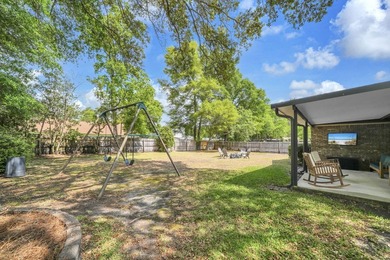 Welcome to highly sought-after Bluewater Bay, where charm - photo 37